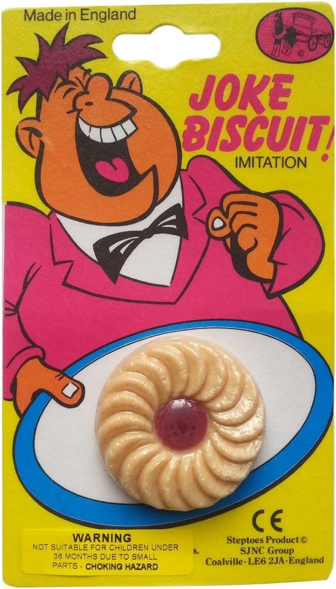 Stinkyface Fake Jammy Dodger Biscuit - Funny Childrens Tricks Jokes Party Bag Fillers