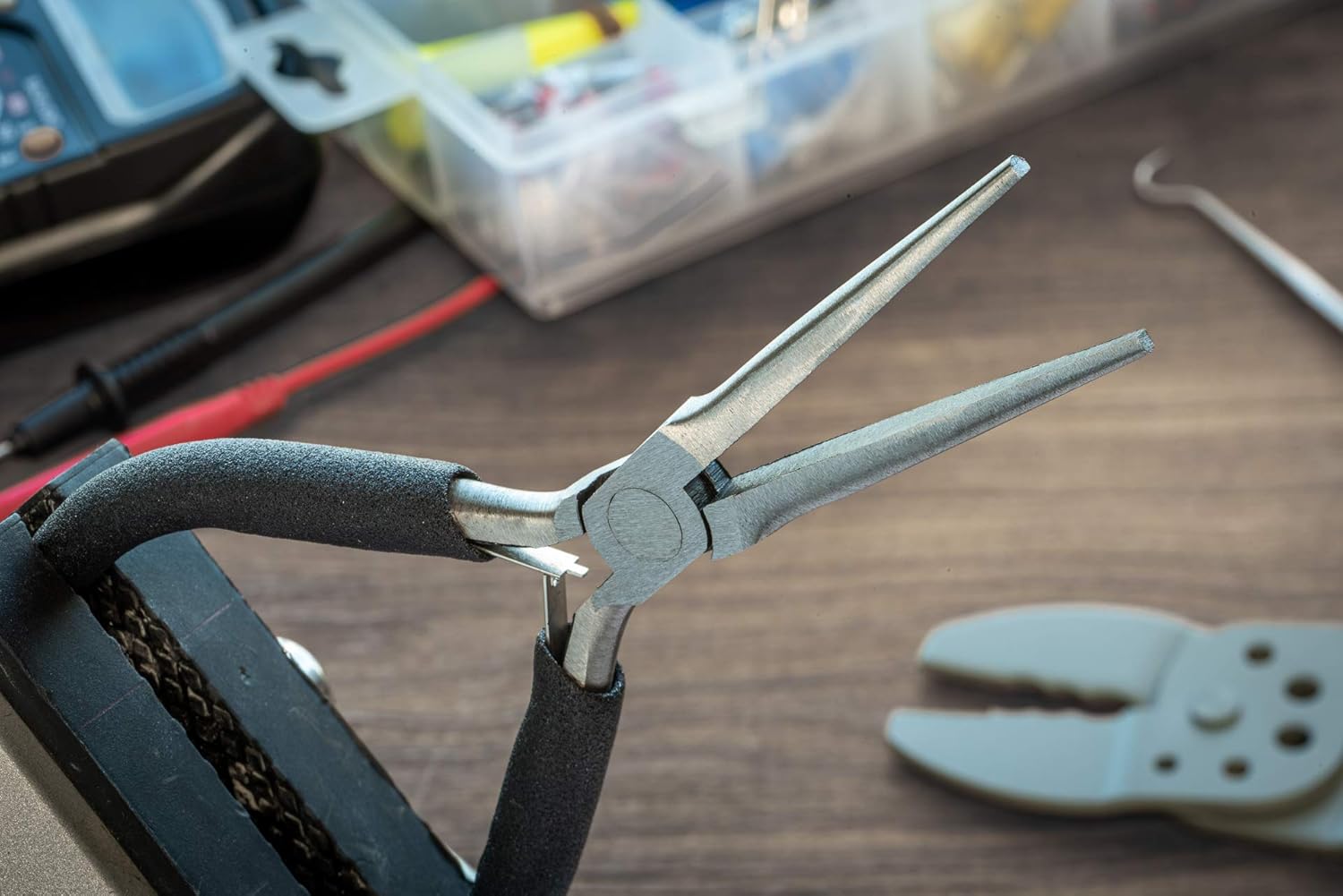 SE Professional Quality 6" Mini Needle Nose Pliers - LF01 - - 