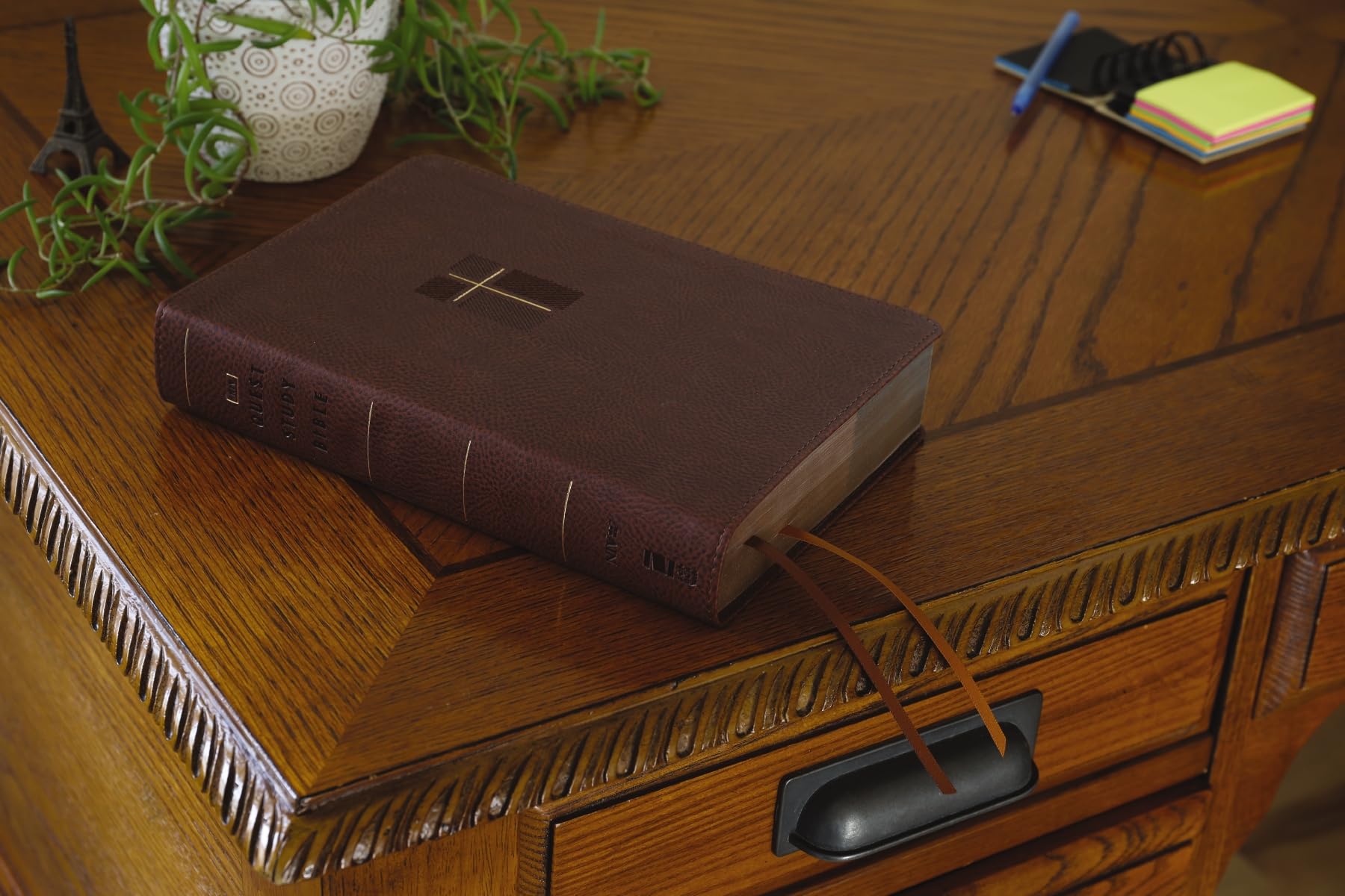 NIV, Quest Study Bible, Leathersoft, Brown, Comfort Print: The Only Q and A Study Bible