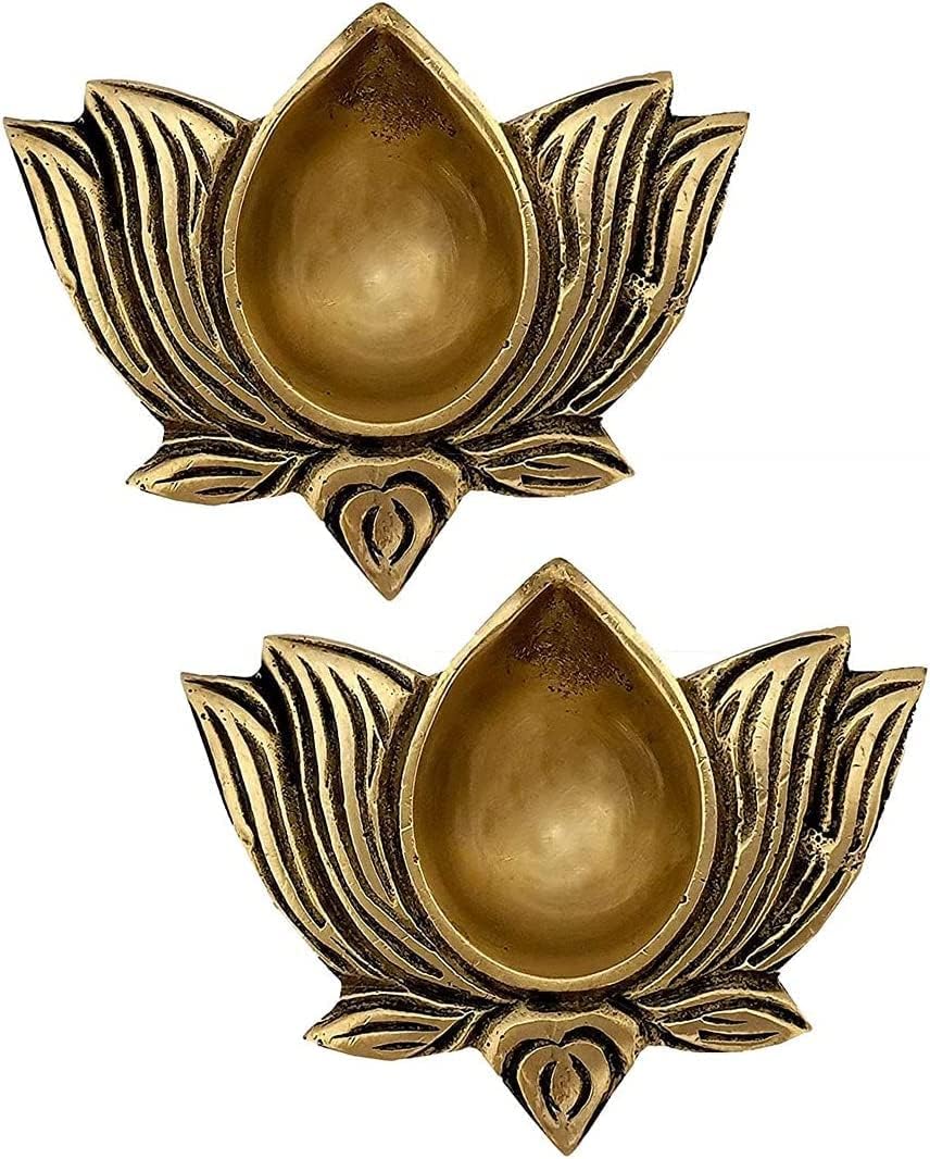 Oil Lamps & Accessories - Indian Traditional Set of 2 Lotus Pooja Puja Diya Oil lamp in Metal Antique Gold Plated Indian Traditional Pooja Items Articles Diya Lamps for Home Decorations Gift Items Puja Pooja kit (Size :- 2