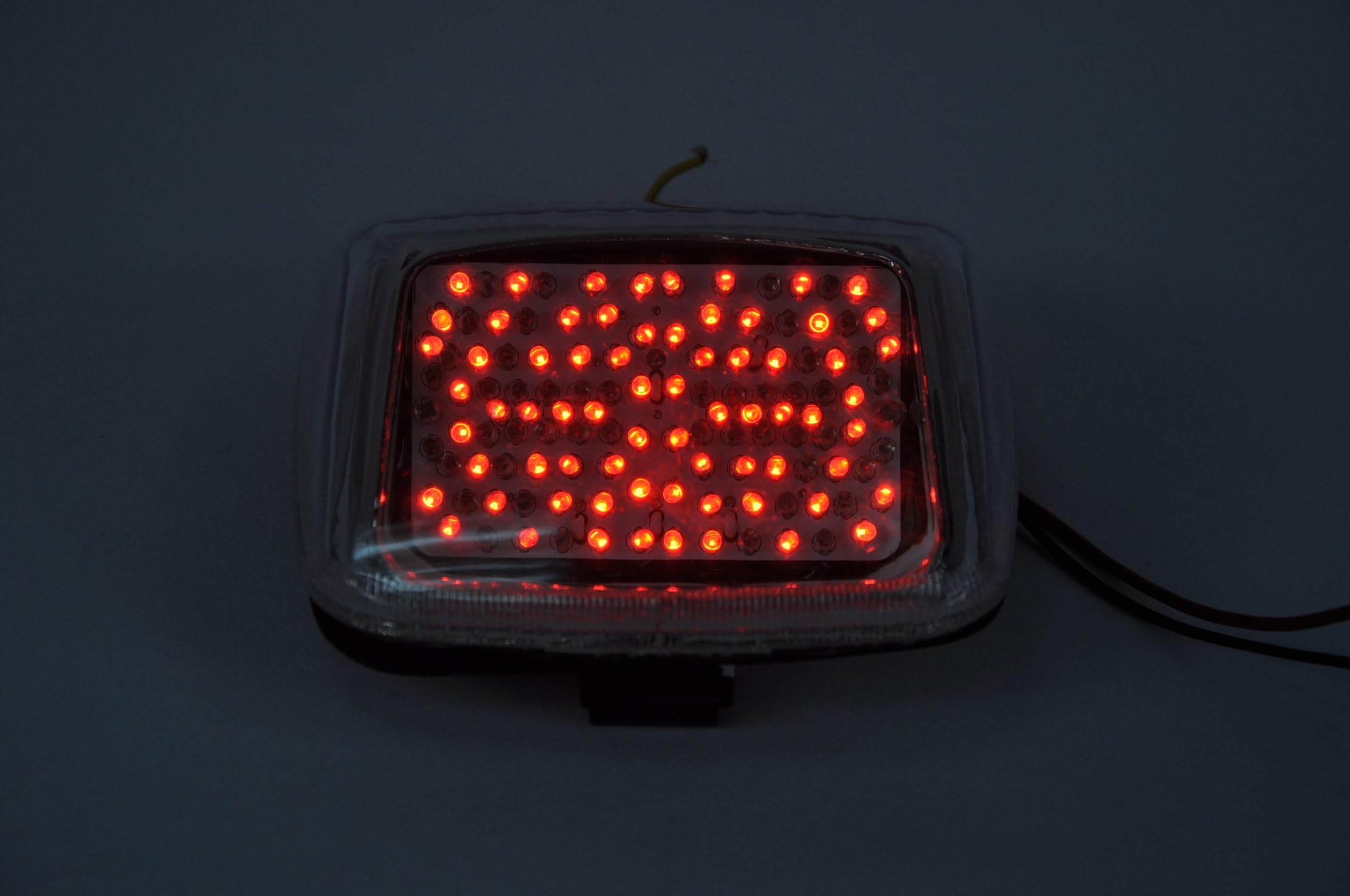 Topzone Moto Smoke Lens Motorcycle Led Taillights Brake Tail Light with Integrated Turn Signal Lamp Indicators For Harley Davidson V-Rod