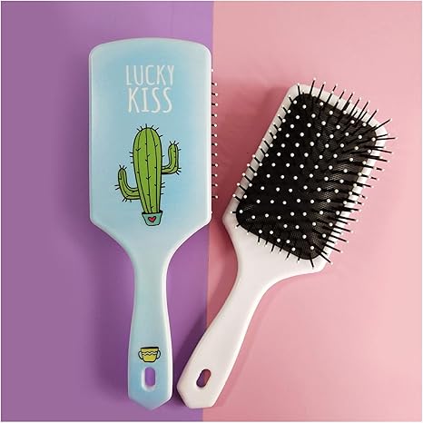 Amazon Co Jp 理髪コーム マッサージくしブラシヘアスタイリングツールのかわいい女性のdetangleヘアブラシ カーリーヘアウィッグもつれ解除ヘアブラシ Color Blue ホーム キッチン