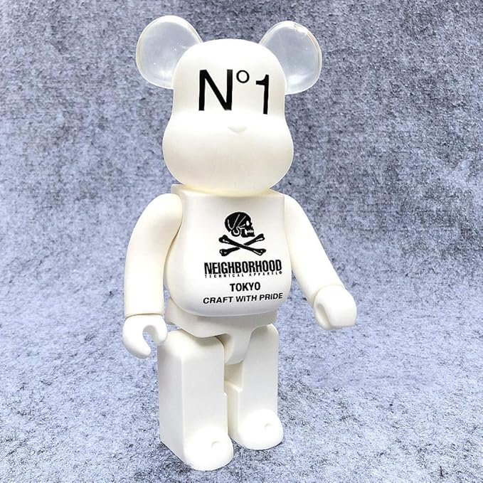 figurine bearbrick