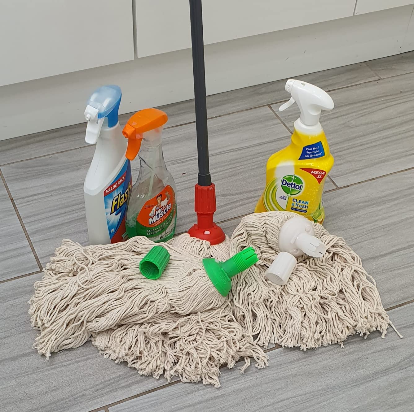 Qomfy 6pcs of Universal Plastic Twine Cotton Mop Head 350gm Jumbo Large Mop Thick Absorbent Yarn For Everyday Home/Work Commercial Mop Heads for Heavy Duty long lasting