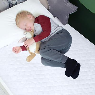 Hygge Supplies Hygge Sheets Potty Training Bed Pads 100% Waterproof 86x91cm