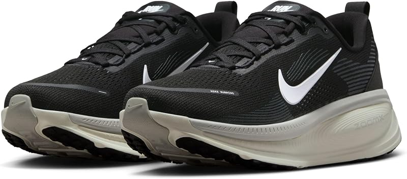 W Nike Vomero 18 Black/Summit White-Coconut Milk 40.5 EU — foto 5 de 8