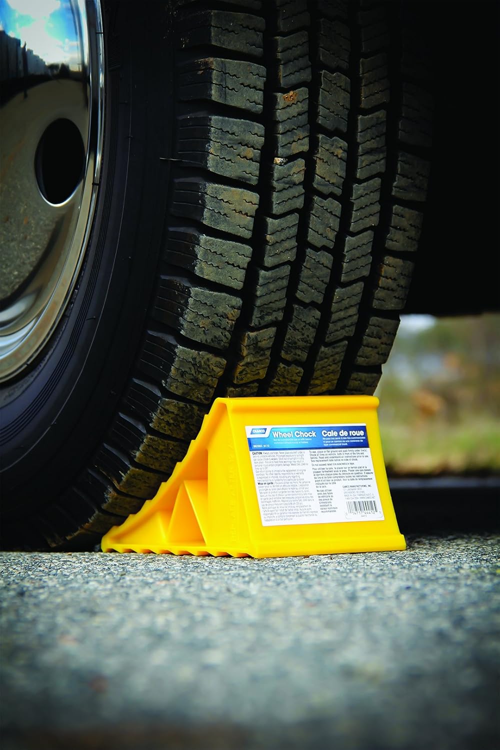 Camco 44414 Wheel Chock Without Rope, Helps Keep Your Trailer RV In Place (Pack of 2): Automotive