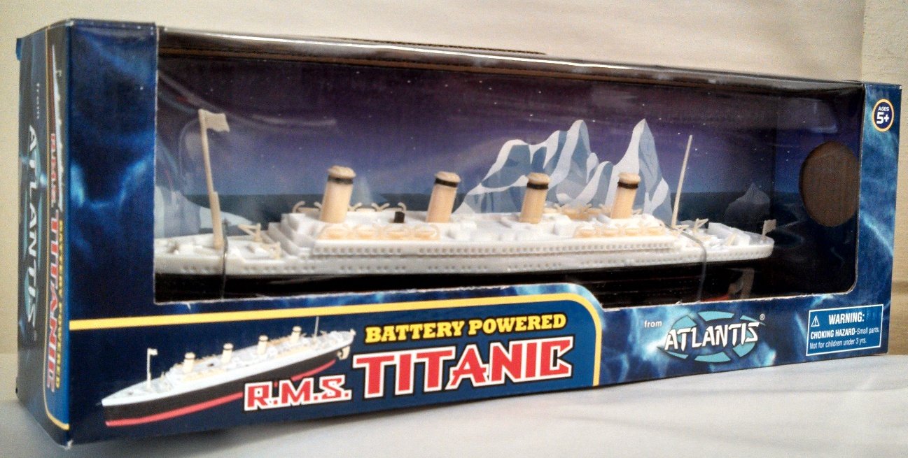 RMS Titanic Battery Powered Bathtub Game Toy Kids Cruise Ship W/ On/Off