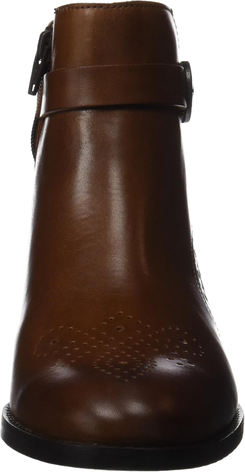 netley olivia clarks