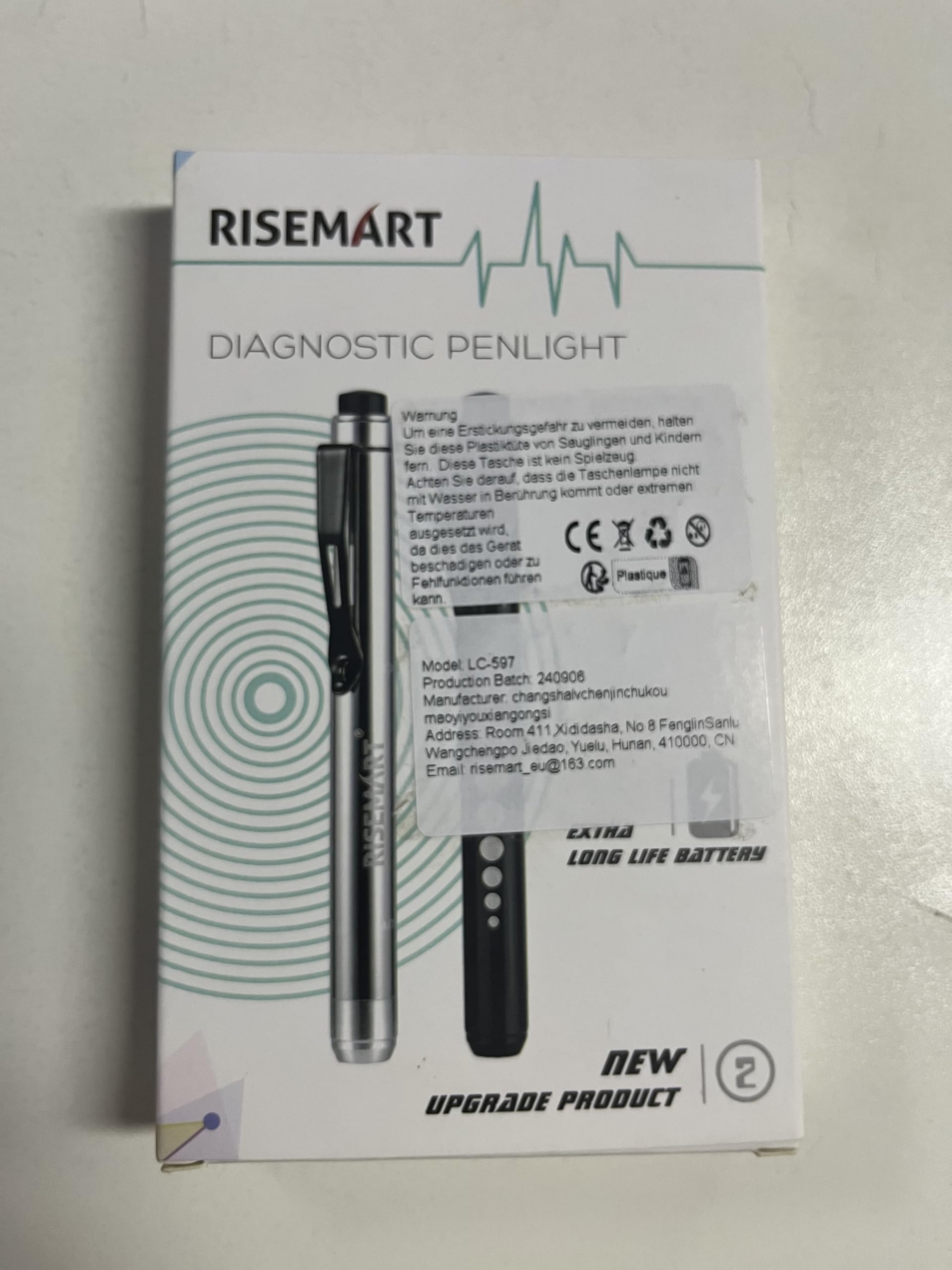 RISEMART Pen Light, Nurse Led Medical Penlight with Pupil Gauge for Nursing Students Doctors Black and Silver with Batteries