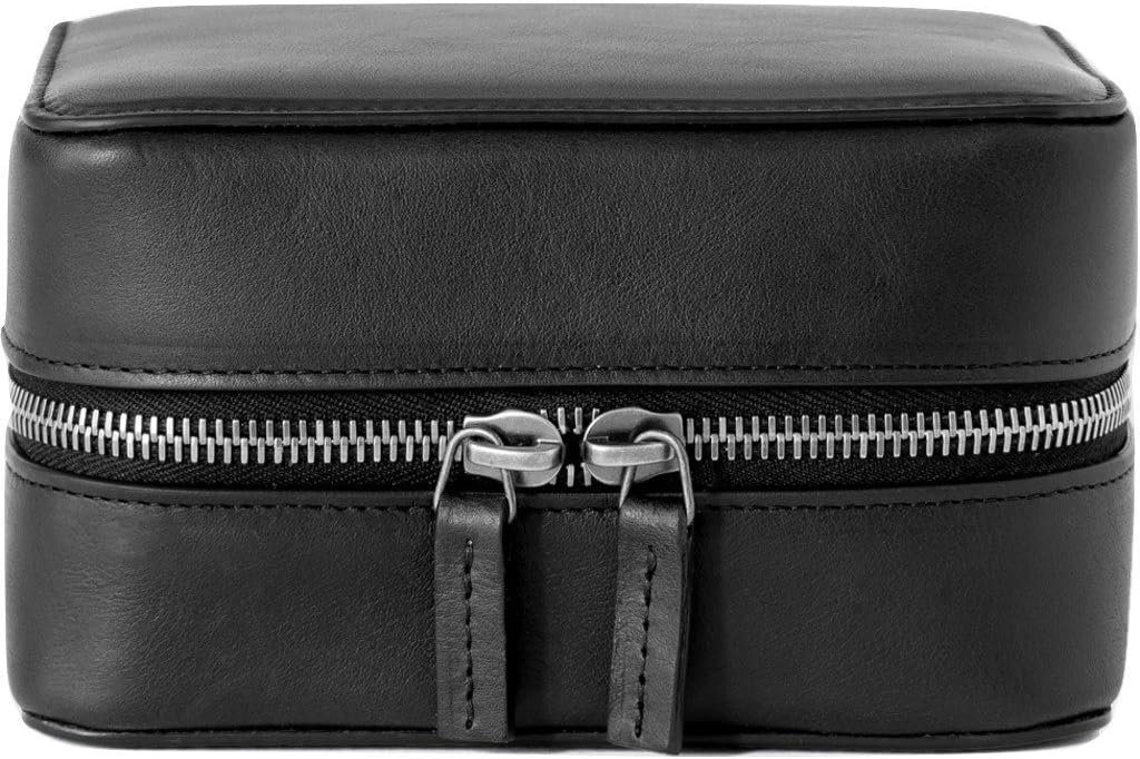 This is Ground Tech Dopp Kit 2 Mini | Black