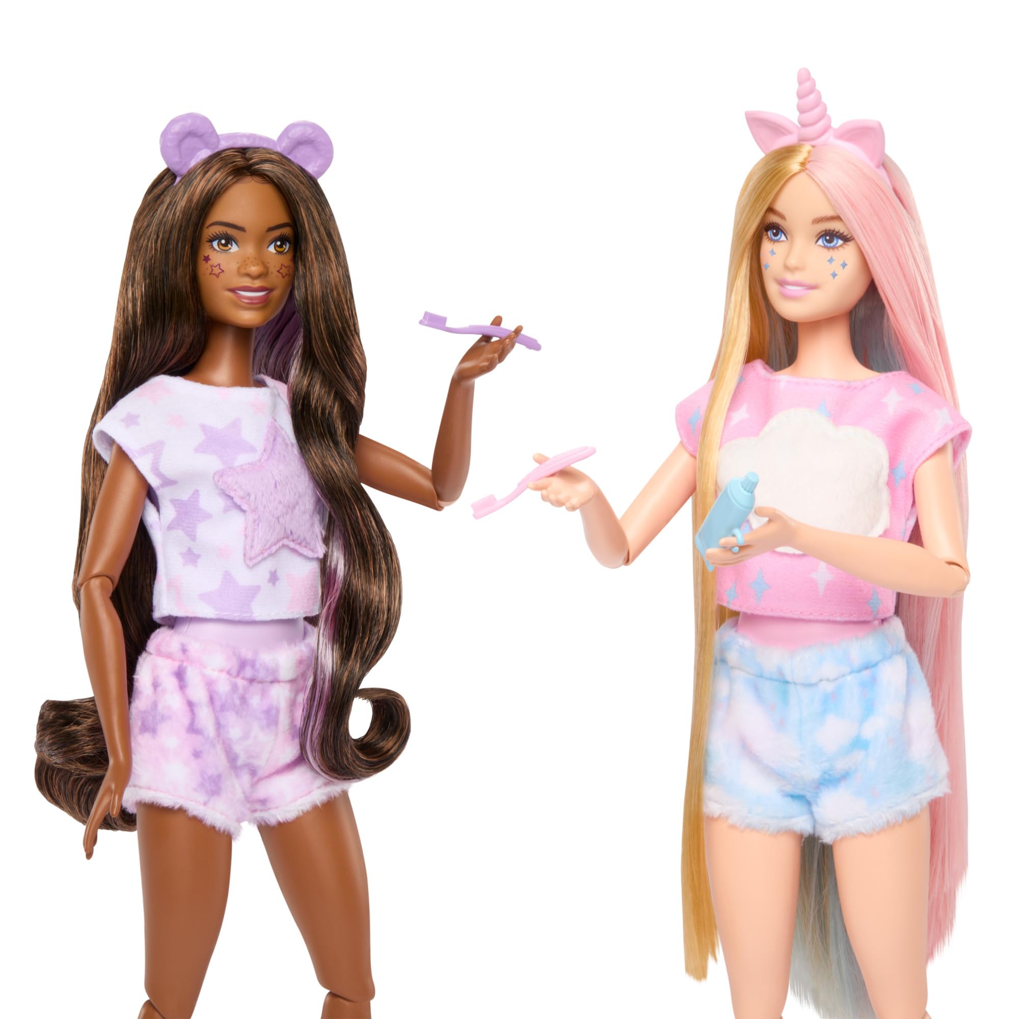 Barbie Cutie Reveal Gift Set with 2 Dolls & 2 Pets, Cozy Cute Tees