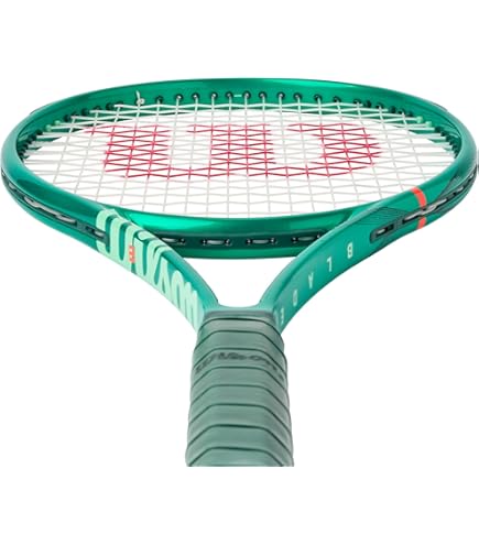 Amazon.com: Wilson Blade 98 (18x20) V9 Strung Performance Tennis