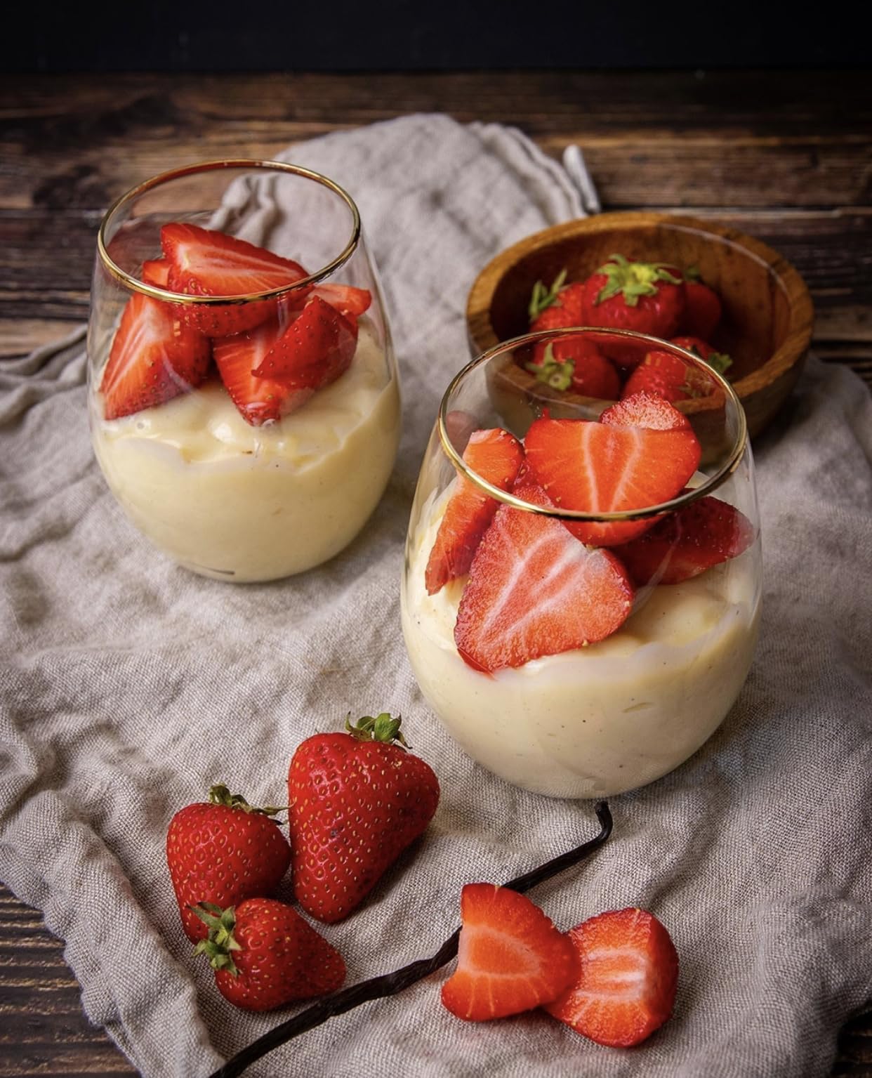 RUF Engels Creme Vanille, Dessertpulver für eine Dessertcreme mit klassischem Vanille-Geschmack, 4 Portionen 3