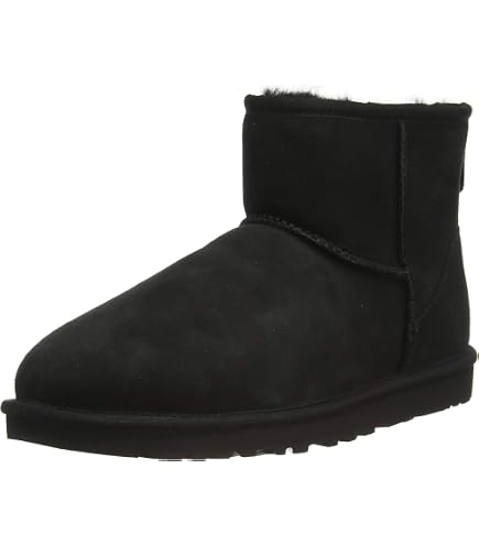 Amazon.com | UGG Men's Classic Ultra Mini Boot, Black, 7 | Chukka