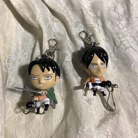 Amazon 進撃の巨人 9巻 10巻 限定 立体機動 リール キーホルダー フィギュア リヴァイ エレン フィギュア ドール 通販