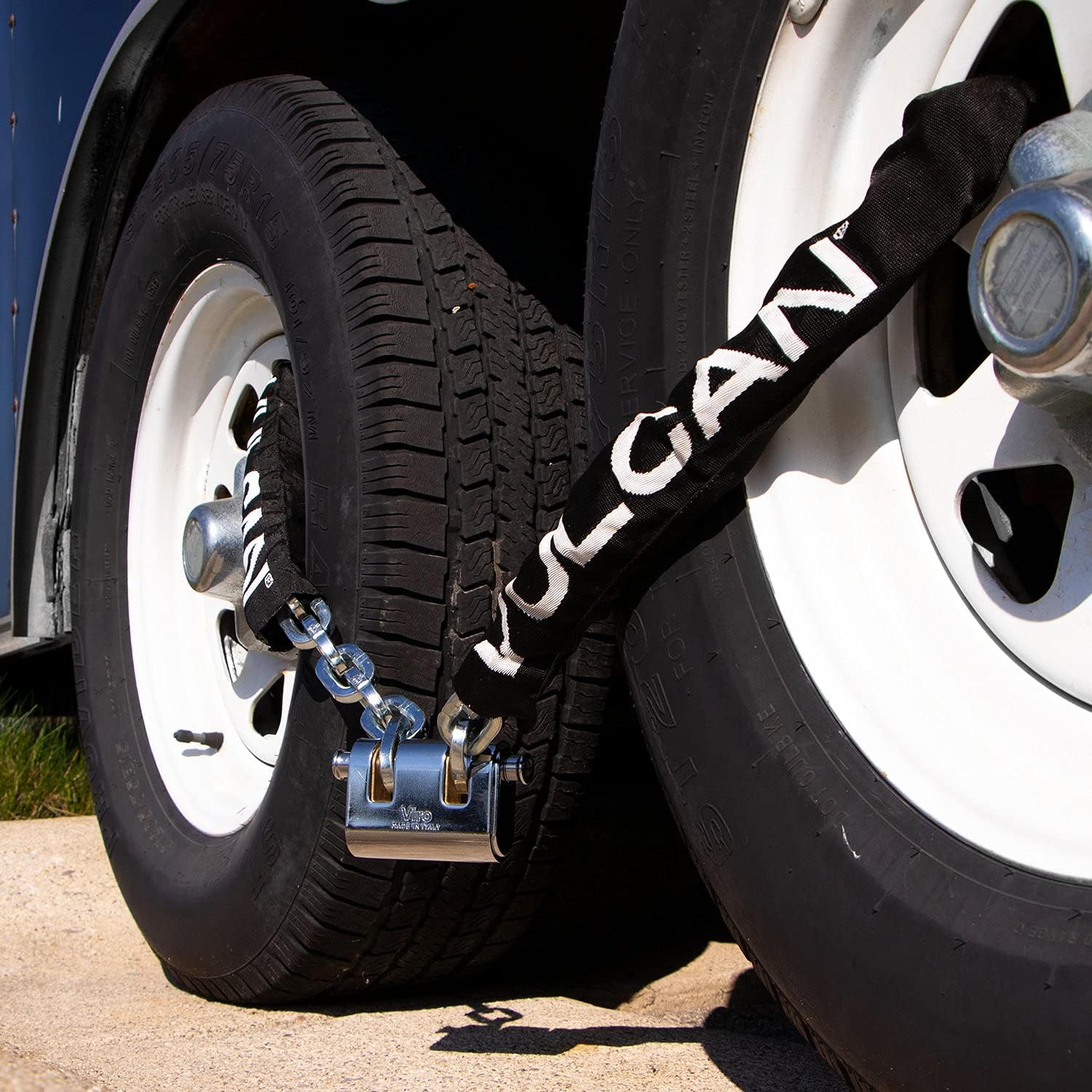 VULCAN Security Chain and Lock Kit - Premium Case-Hardened - 5/16 Inch x 3 Foot Chain Cannot Be Cut with Bolt Cutters or Hand Tools: Automotive