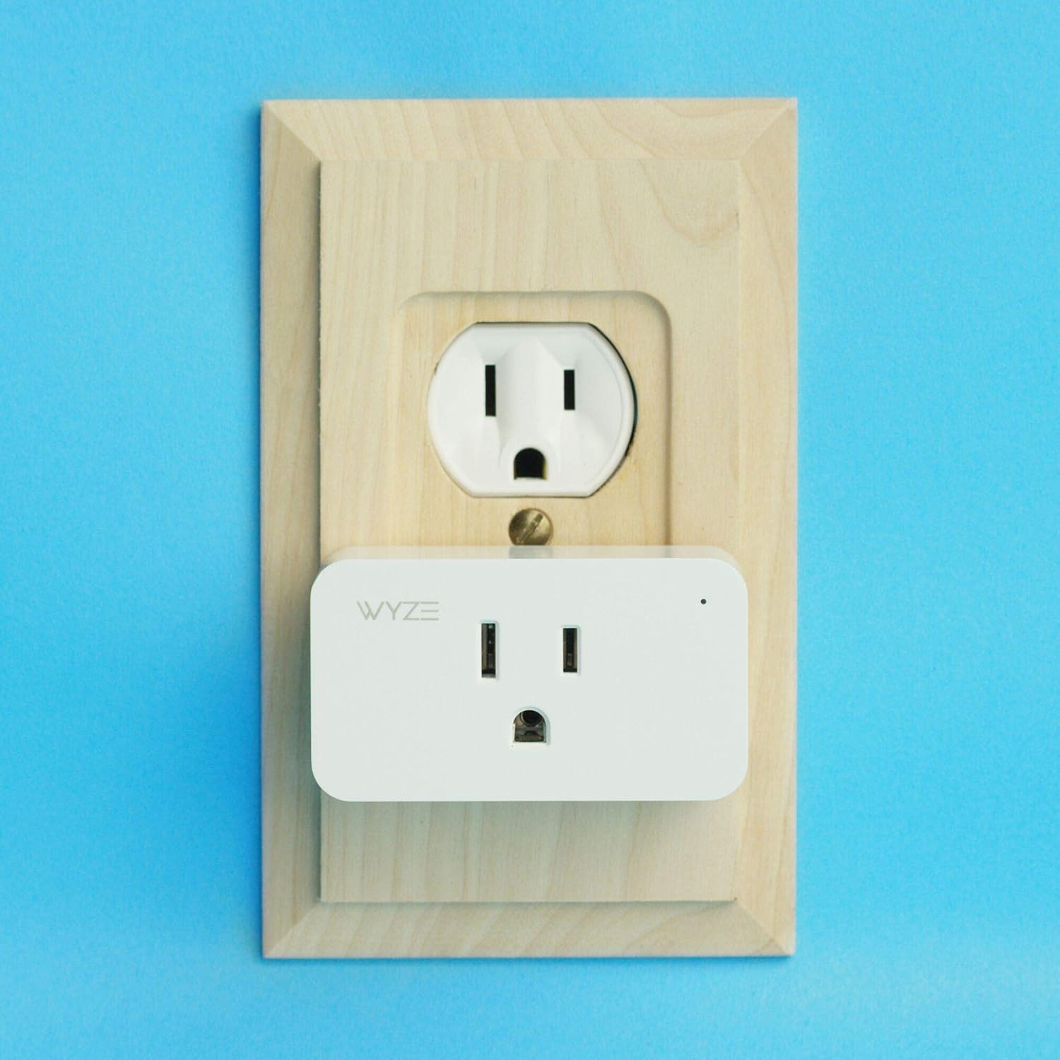Wyze Plug, Compact WiFi Smart Plug, 15A, Works with Alexa and Google Assistant - - 