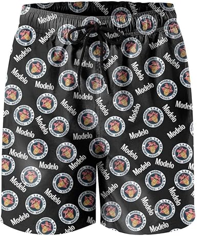 modelo swim trunks