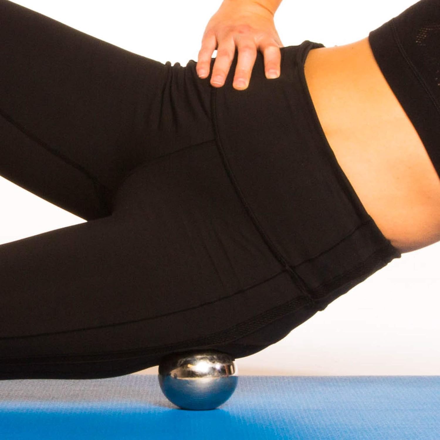 Recoup Fitness Cryosphere Cold Massage Roller - 6 Hours Cold Relief - Ice Cup - Myofascial Release- Great for Recovery - Free Rolling Removable Ball - Deep Tissue Massage - Pain Relief - Ice Pack: Health & Personal Care
