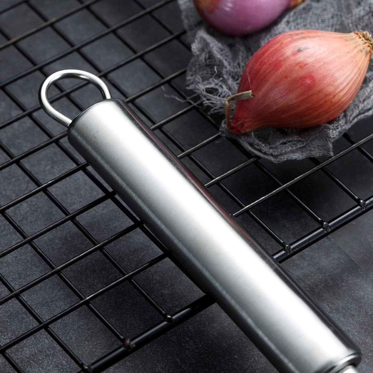 Berglander Solid Spoon, Stainless Steel Solid Cooking Spoon, Solid Serving Spoon, Kitchen Spoons, Spoon for Cooking, Basting Spoon Non-Stick And Heat Resistant, Dishwasher Safe (Silver): Kitchen & Dining