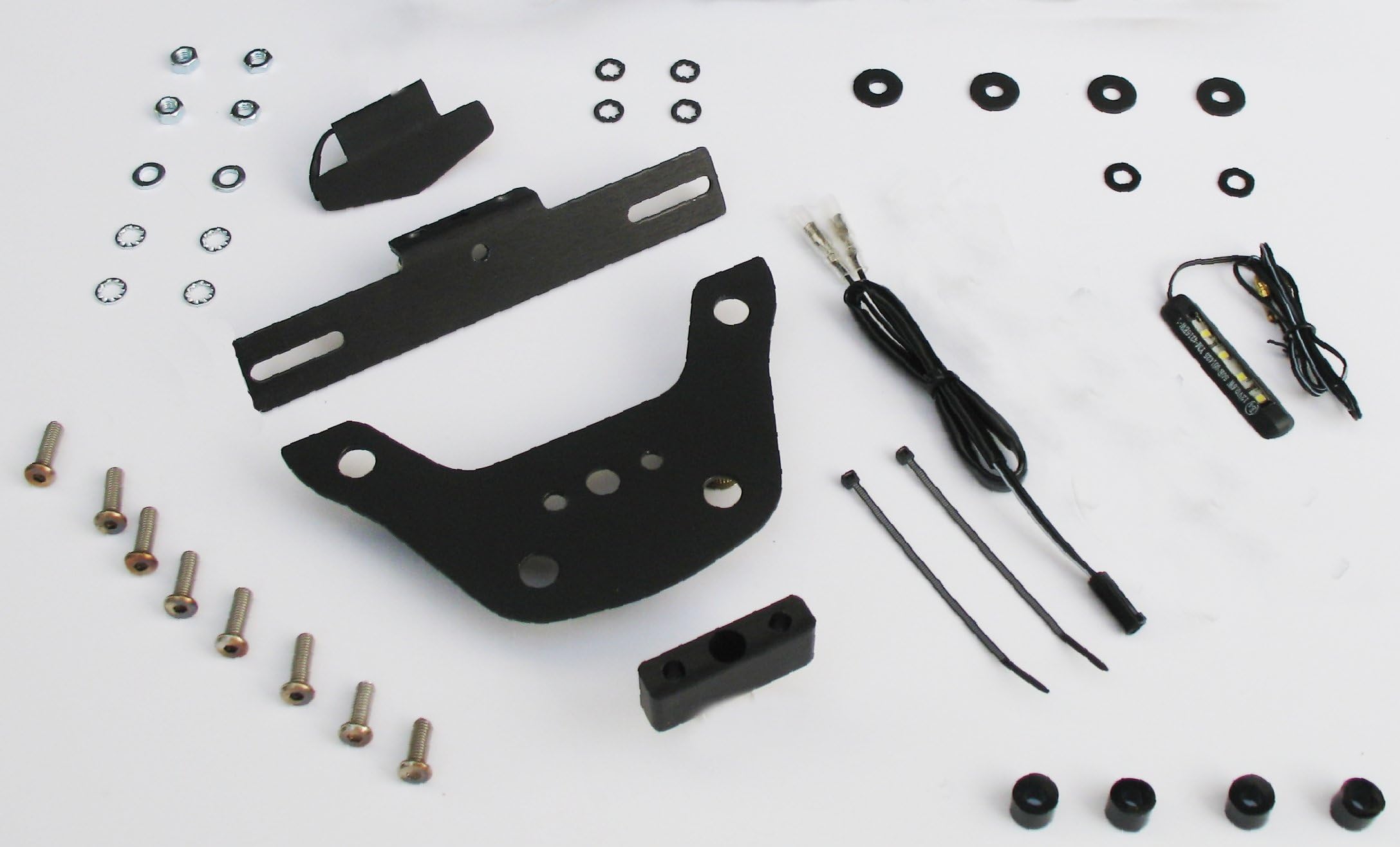 TARGA Fender Eliminator FE Tail Kit 2017 Suzuki SV650 uses the Stock Turn Signals 22-372A