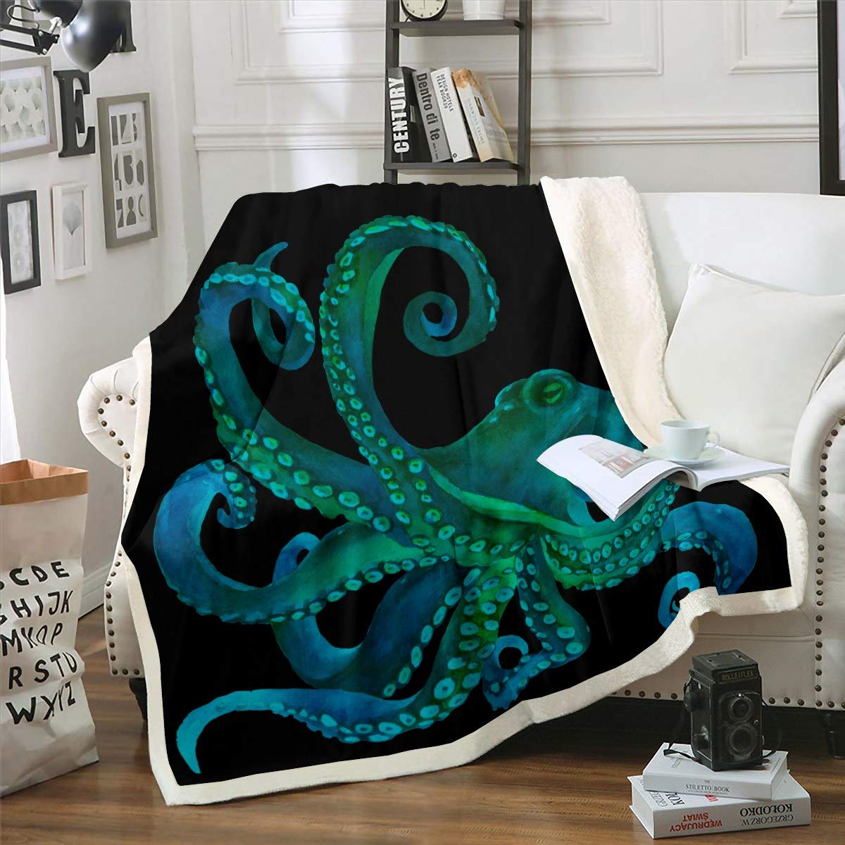 Loussiesd 3D Green Octopus Fleece Throw Blanket Octopus Tentacles Blanket For Sea Marine Themed Sherpa Blanket Underwater Animal Warm Fuzzy Blanket Room Decor Plush Blanket Double 60"x79"