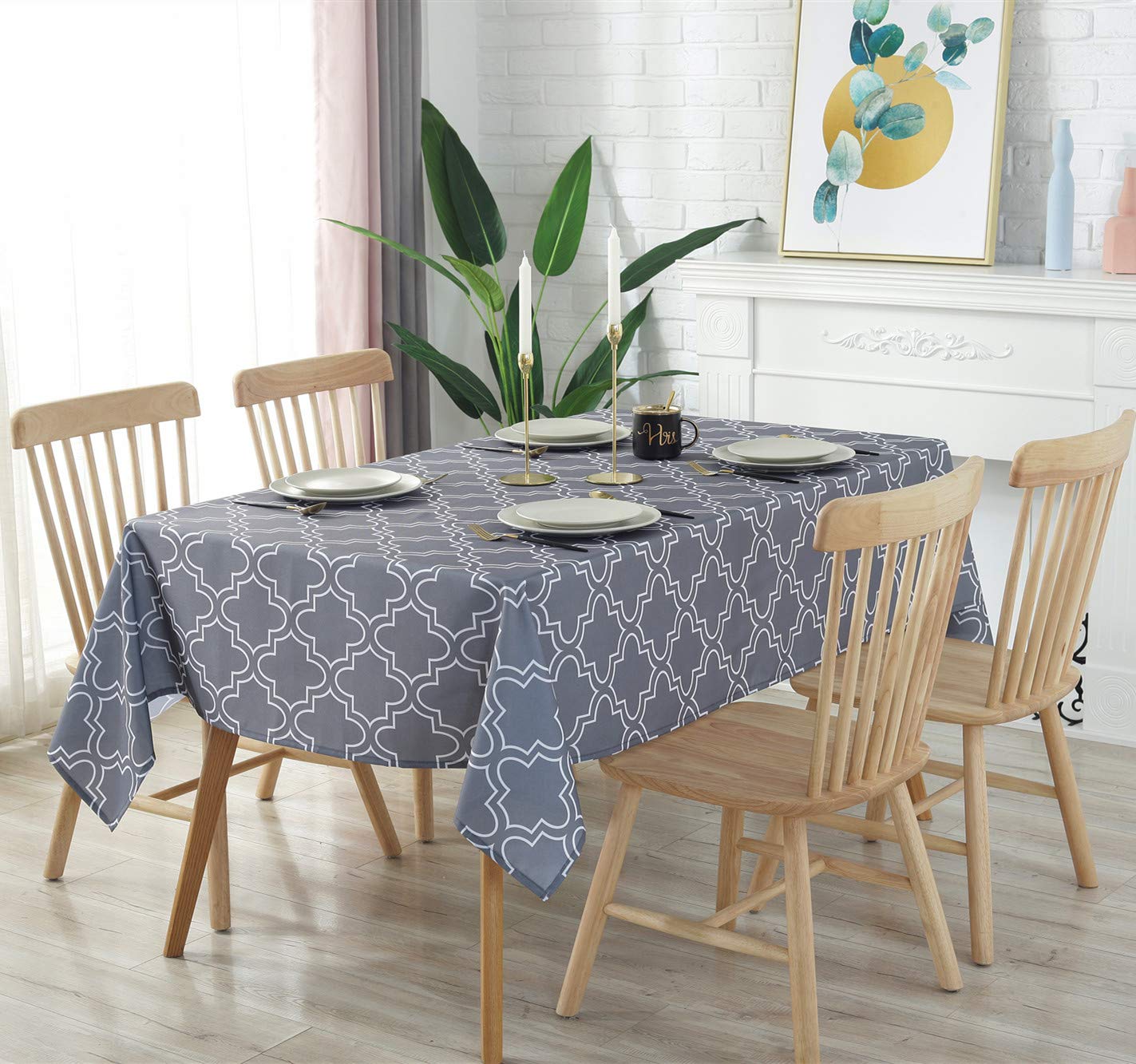 Best spill proof dining table cloth