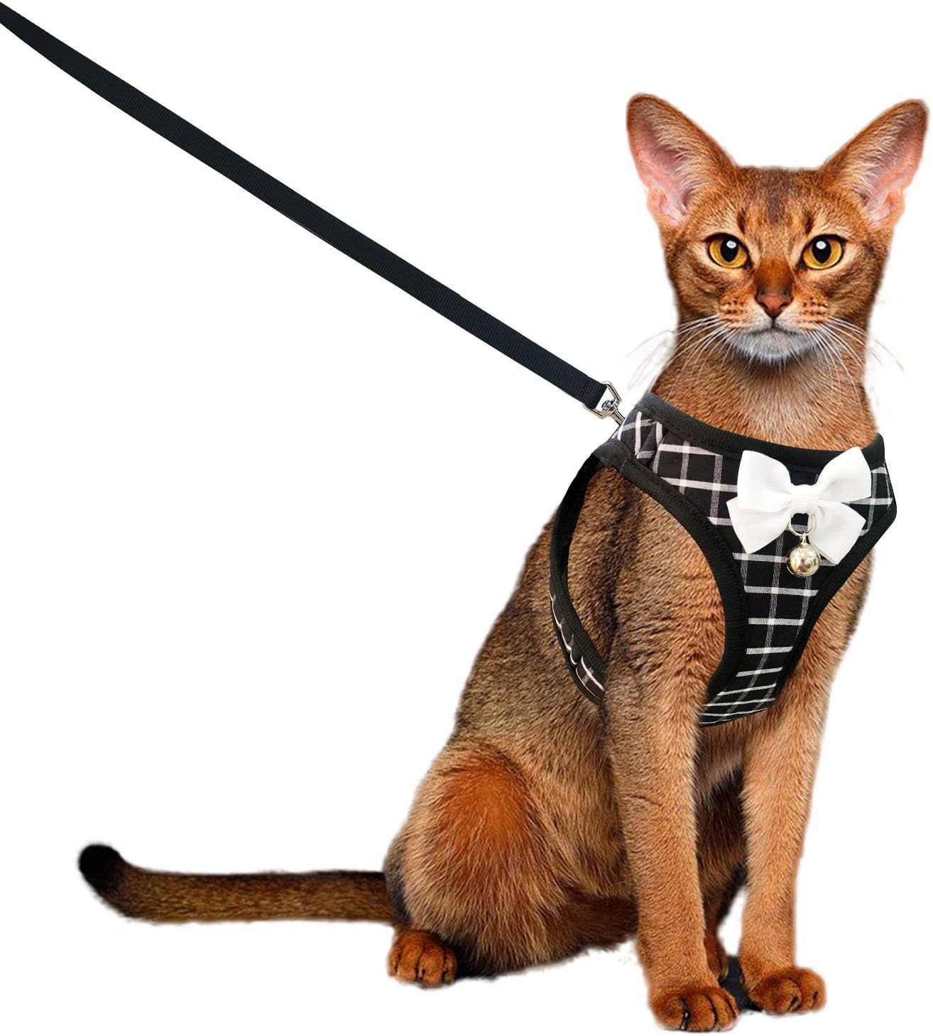 Aumuca Cat Harness and Leash for Walking Escape Proof with