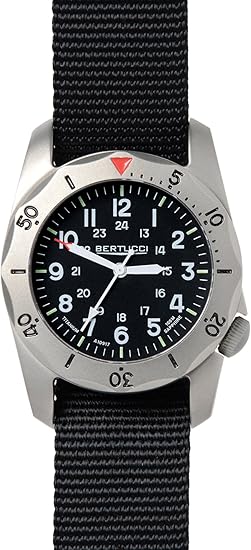 Amazon Bertucci A 2trヴィンテージメンズチタンバンドブラッククォーツダイヤルウォッチ メンズ腕時計 腕時計 通販