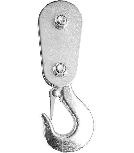 Winch Recovery Gear for SUVs and Trucks: Essential Off-Road Tools