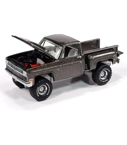 Amazon.com: Auto World 1973 Chevrolet C-10 Racing Legends Bruce