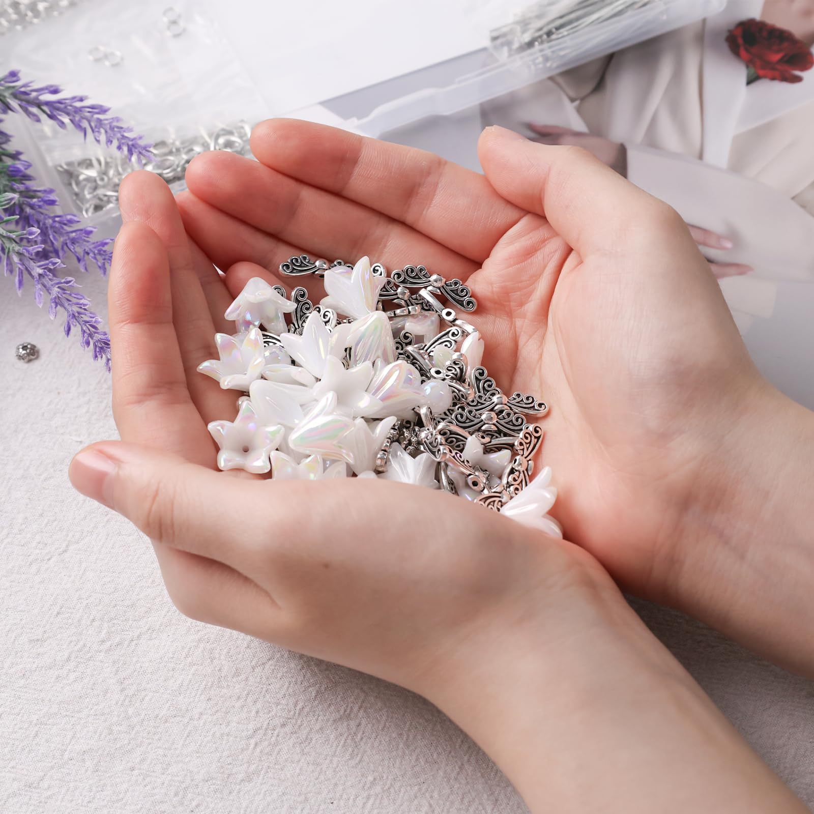 VGOODALL 50 Stück Schutzengel Selber Machen Set, Weiß Perlenengel Anhänger Basteln Charms Anhänger Perlen Engel Bastelset für DIY Basteln Charms Anhänger Schlüsselanhänger Engel