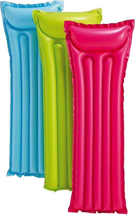 colchon inflable para la reposar en la alberca o play intex 56590