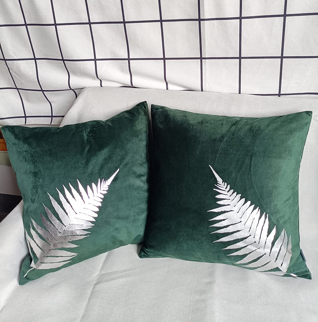 Pack of 2 Silvery Foil Printing Plant Leaves Cushion Case Dark Green Velvet Cushion Protector Festival Sofa Pillow Cover Gift Cushion Covers for Sofa Car Home 45 x 45 Cm Green Set of 2