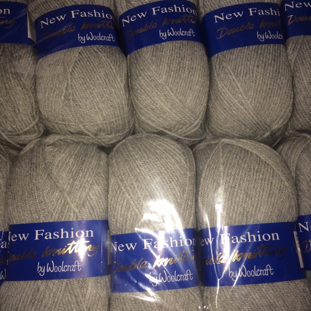 5 x 100g Woolcraft Dk Double Knitting Wool, Yarn (5 x 100g Silver Cloud 1000)