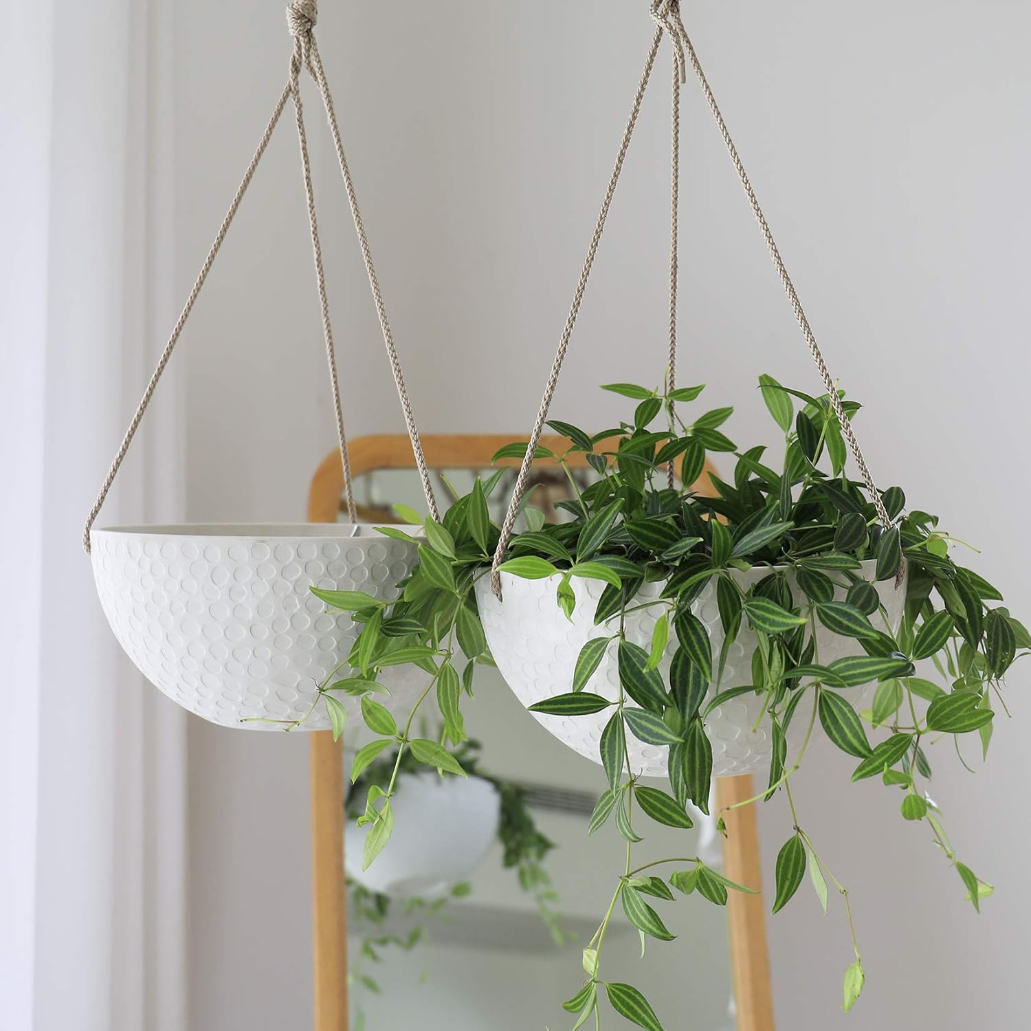 LA JOLIE MUSE 10 Inch Hanging Planters for Indoor Plants, Outdoor Garden Planter Pots, White, Honeycomb, Set of 2: Garden & Outdoor