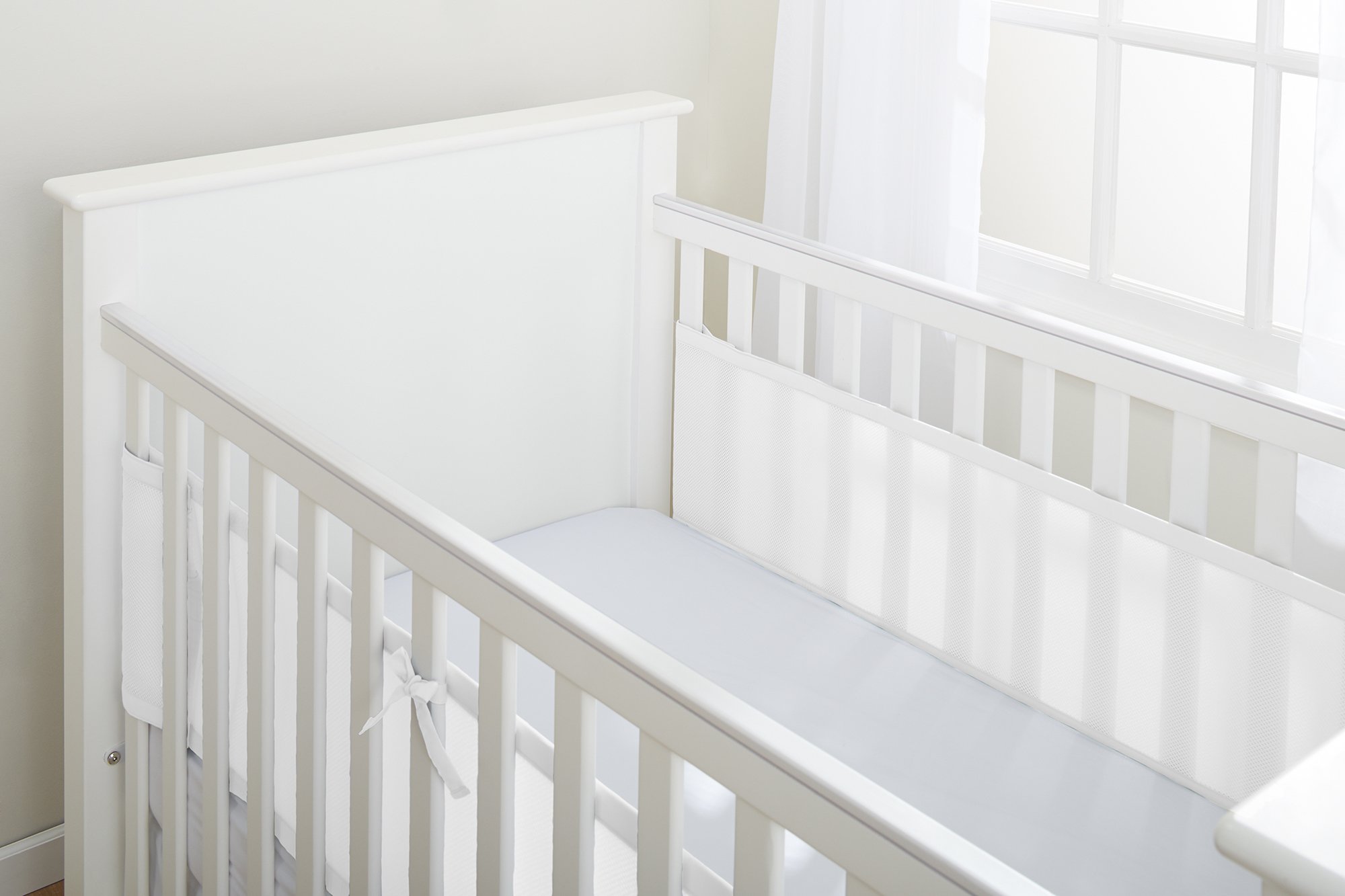 BreathableBaby Breathable Mesh Liner For Cot Beds — Covers 2 Sides — Classic — 3 mm — White — 2 Panels — Non-Padded Single Layer — Safer Than a Crib Bumper — UK/EU Safety Tested