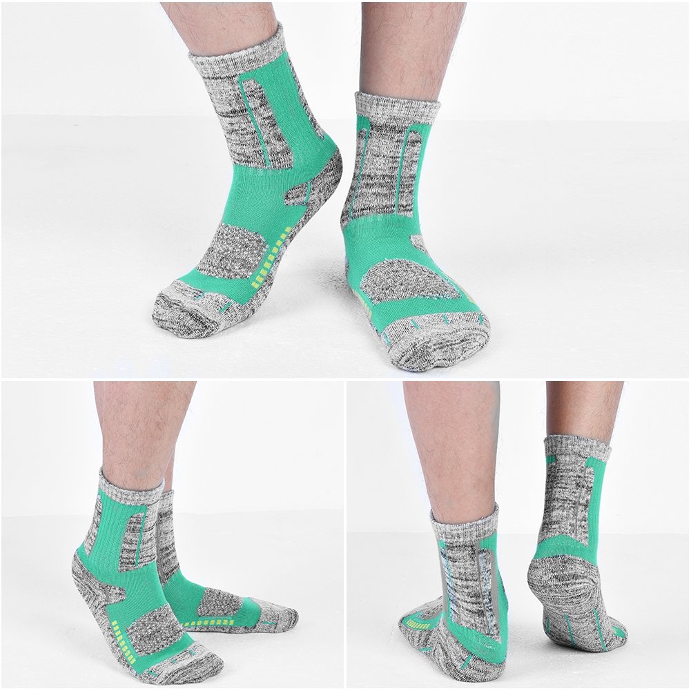 Men Outdoor Sports Hiking Socks Winter Thick Cotton Crew Socks for Cold Weather 3 Pack
