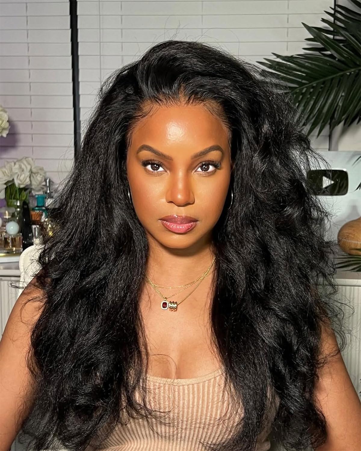 Photo 1 of Jupade Kinkystraight Human Hair Wig13x6 Lace Front Yaki Straight Human Hair Wig 26 Inch 200% Density 100% Real Raw Materail Wigs Take Color Well True to length Natural Black Color