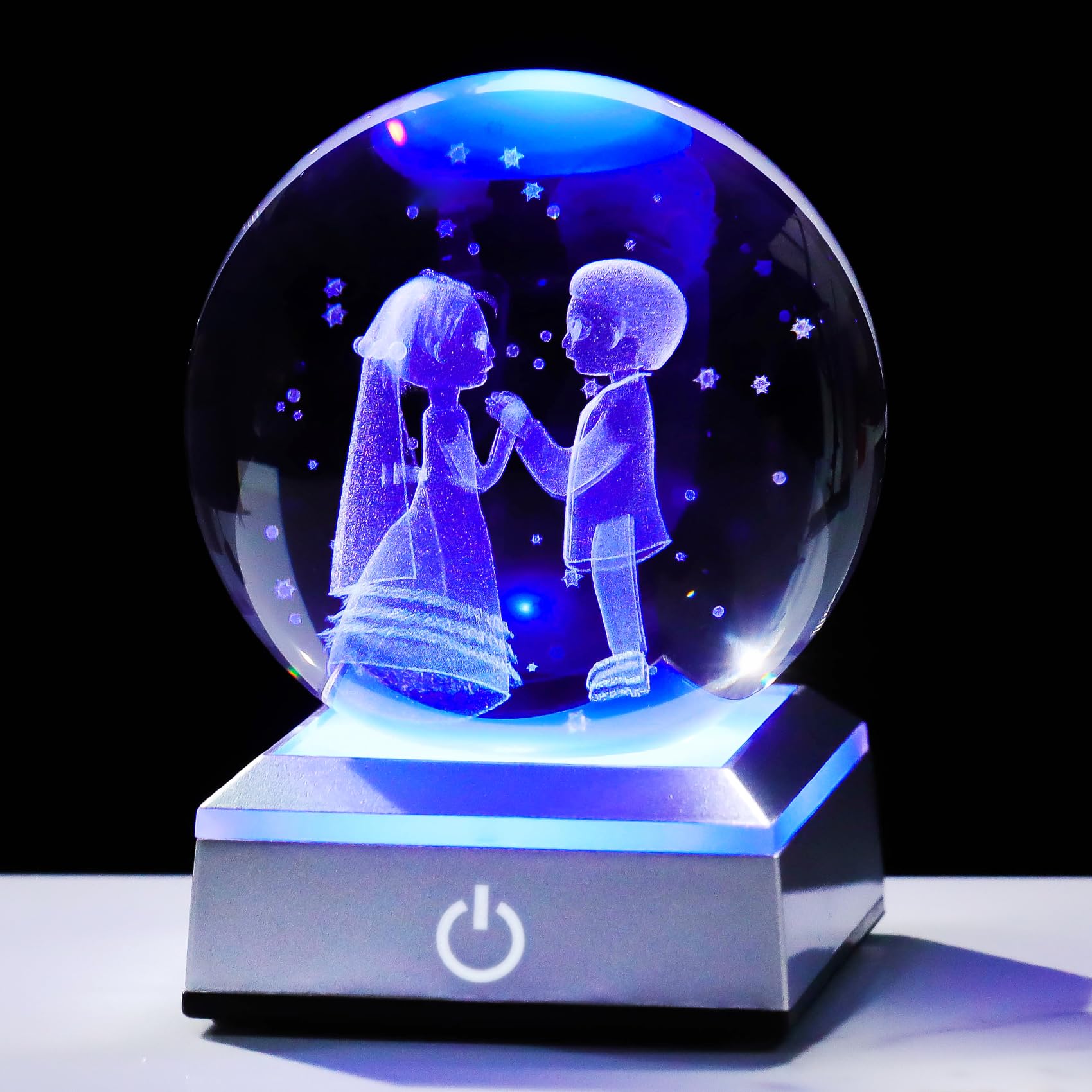Movdyka Crystal 3D Wedding Couple and Stars Ball 3.15in with LED Lights Gifts for Bride and Groom Decorative Glass Ornaments Sweet Newlyweds Engraving Married Anniversary Presents for Partner