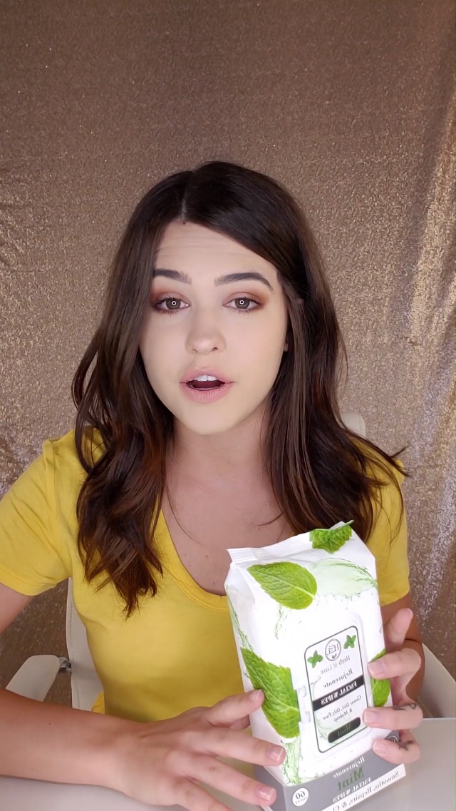 Herb-Luxe-Face-Wipes-Makeup-Remover-Facial-Cleansing-Wipes-for-Sensitive-Skin-60-Count-Collagen-6-Pack-360-Wipes