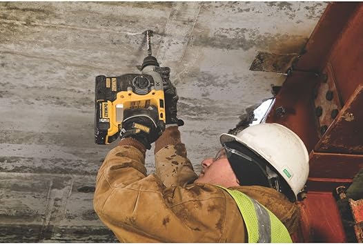 DEWALT DCH273P2 featured image 6