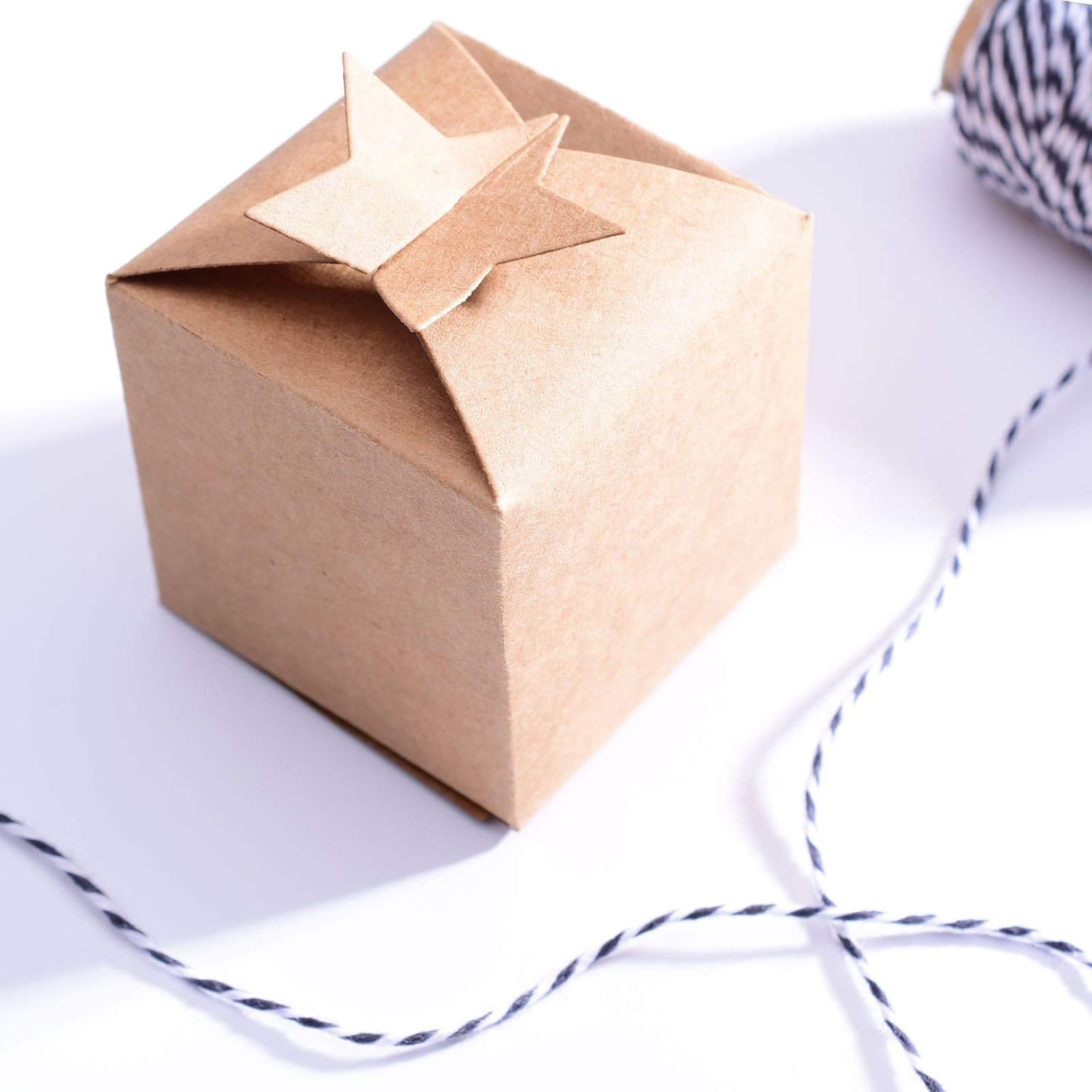 Vaessen Creative Craft Cutting Die, Star, Make Your Own Gift Bag, Jewellery Box, Advent Calendar
