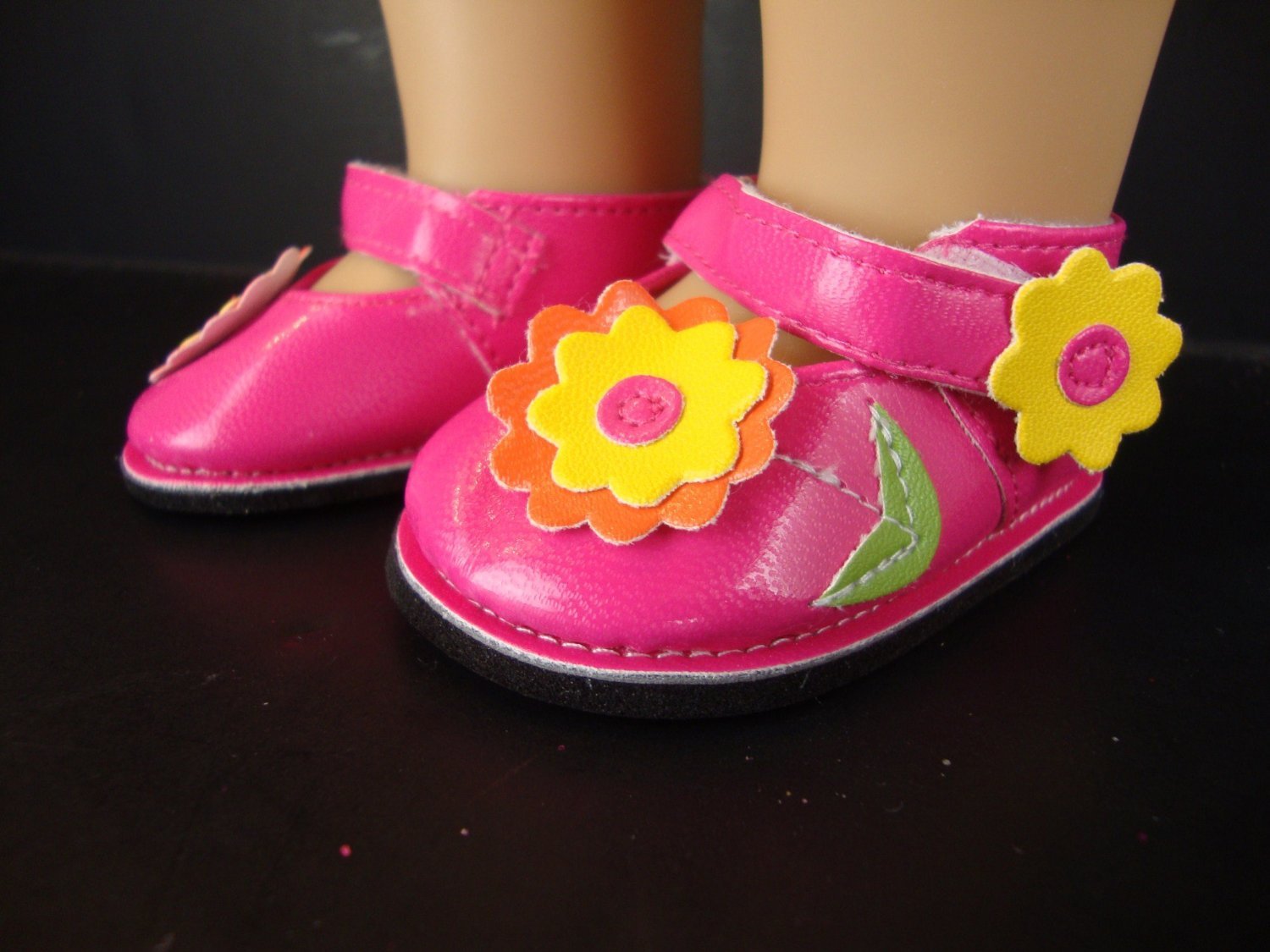 hot pink dress shoes