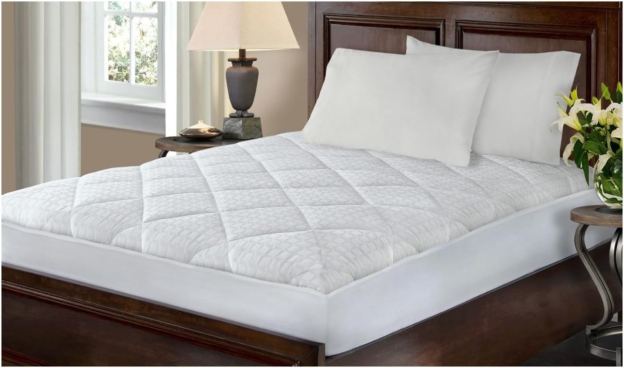 Welspun Softesse Hygro 300 Thread Count White Mattress Pad, Twin