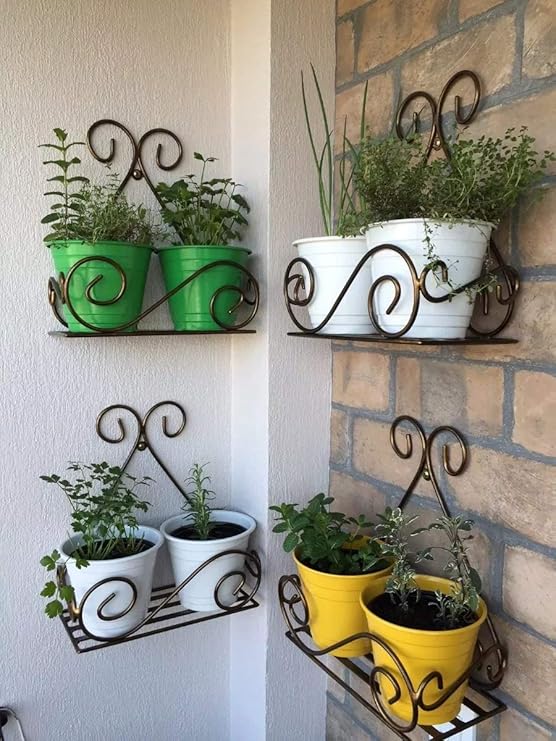 NAYAB (Set of 4) Vintage Scrolled Wall Mounted Hanging Iron Small Plant