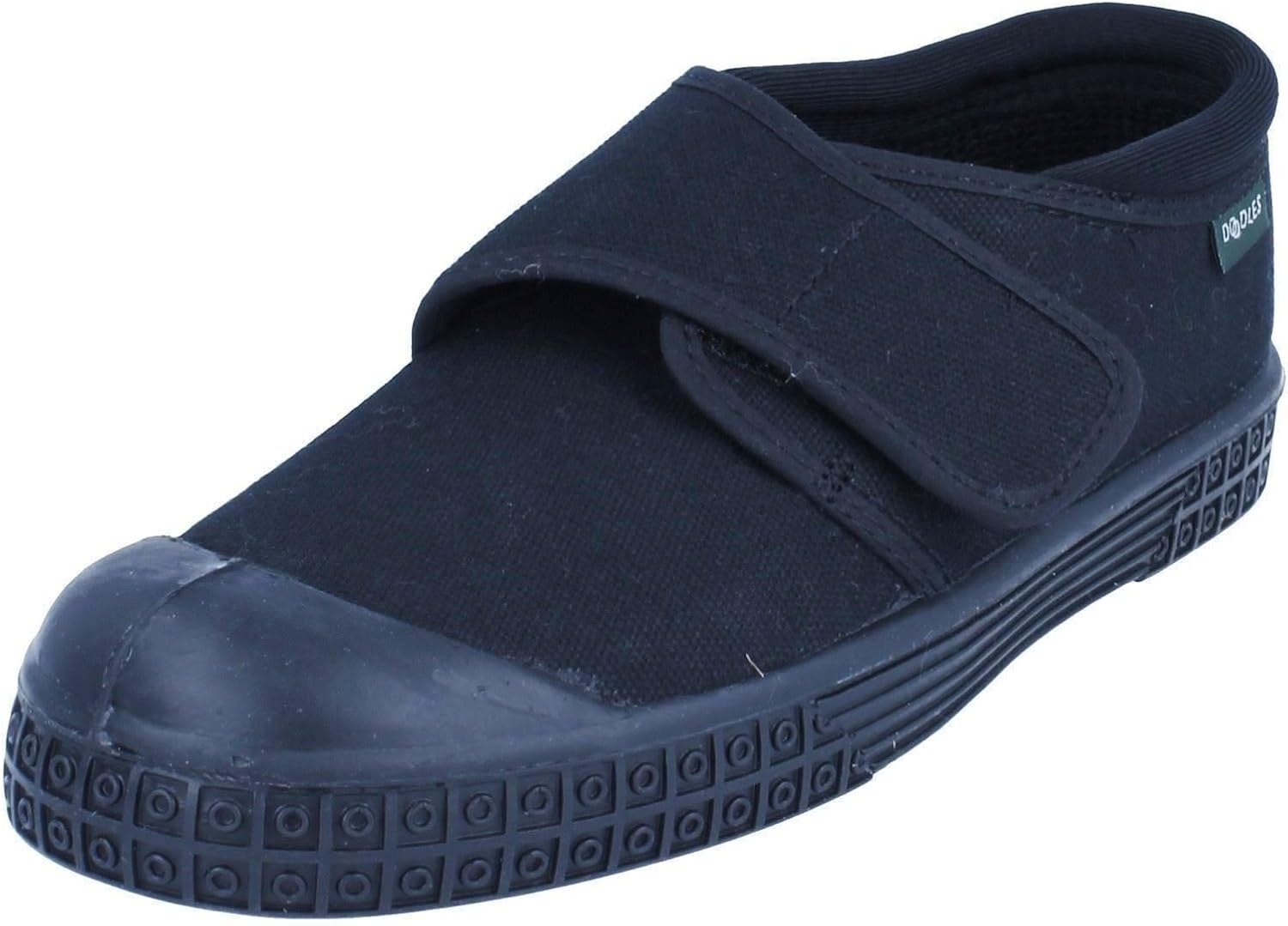 childrens trainers clarks