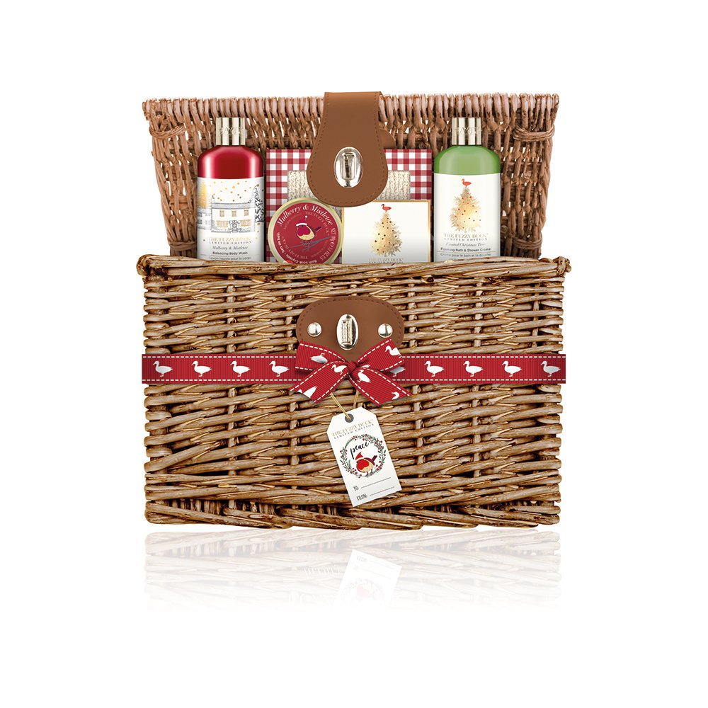 Baylis & Harding Fuzzy Duck Winter Wonderland Luxury Hamper Gift Set