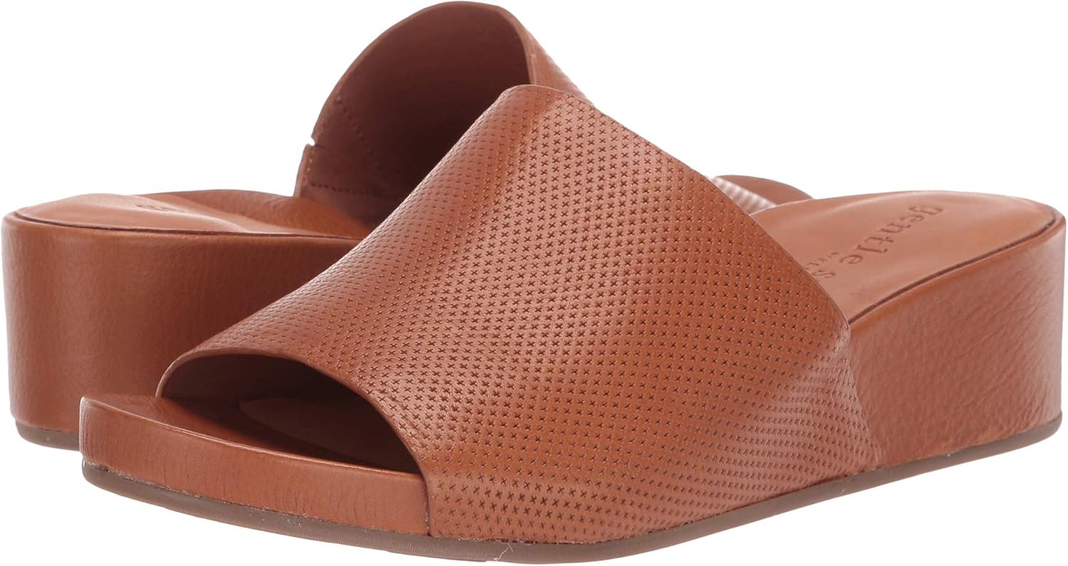 gentle souls by kenneth cole gisele wedge slide